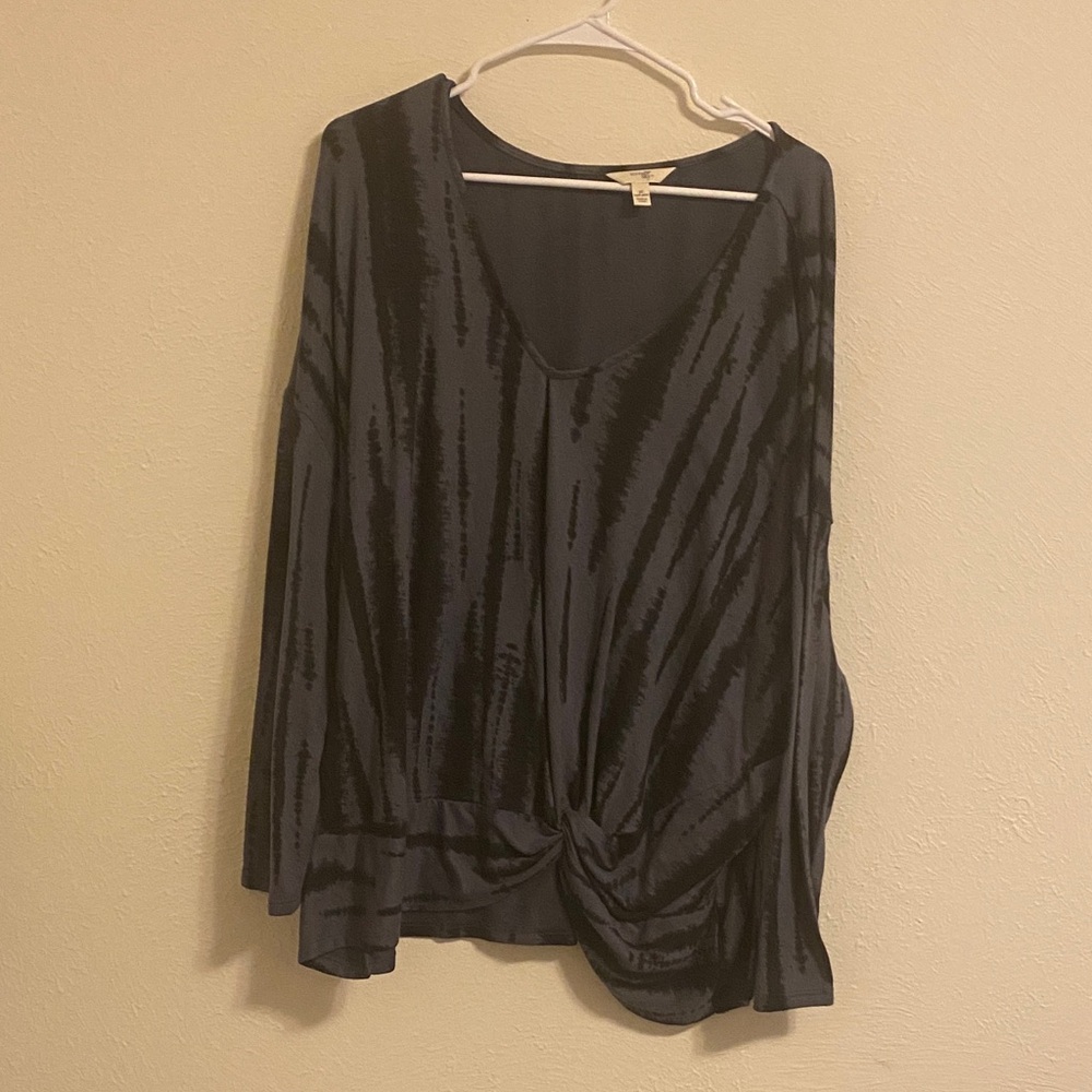 Terra & Sky Black and Charcoal V-Neck Knot-Front Sweater